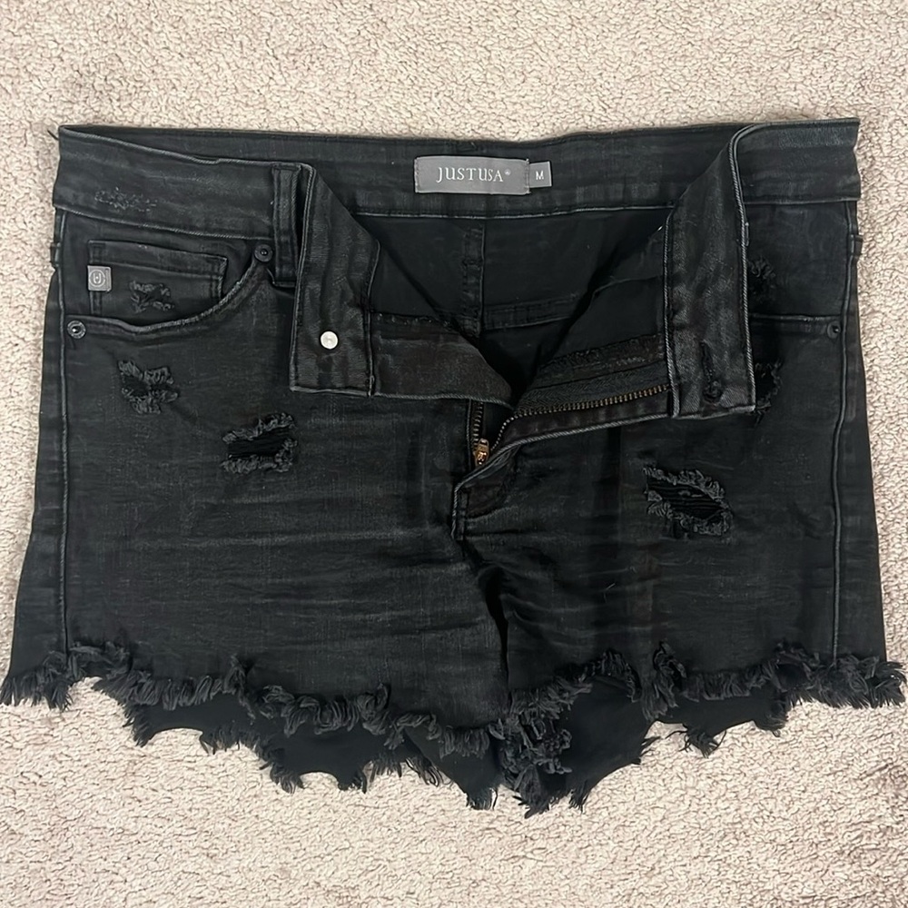 JUSTUSA BLACK CUTOFF JEAN SHORTS WITH FRINGE